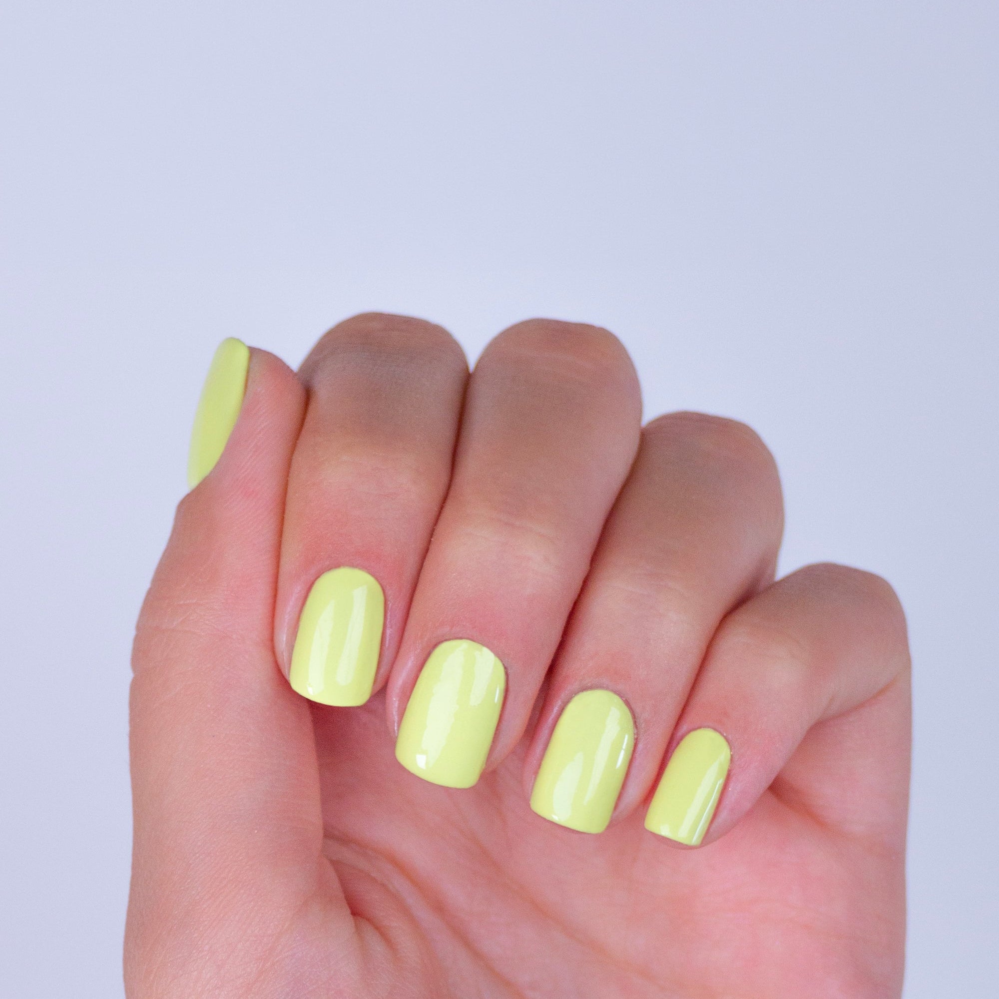 Mesauda Shine N'Wear 006 PIÑA COLADA smalto applicato colore cocktail