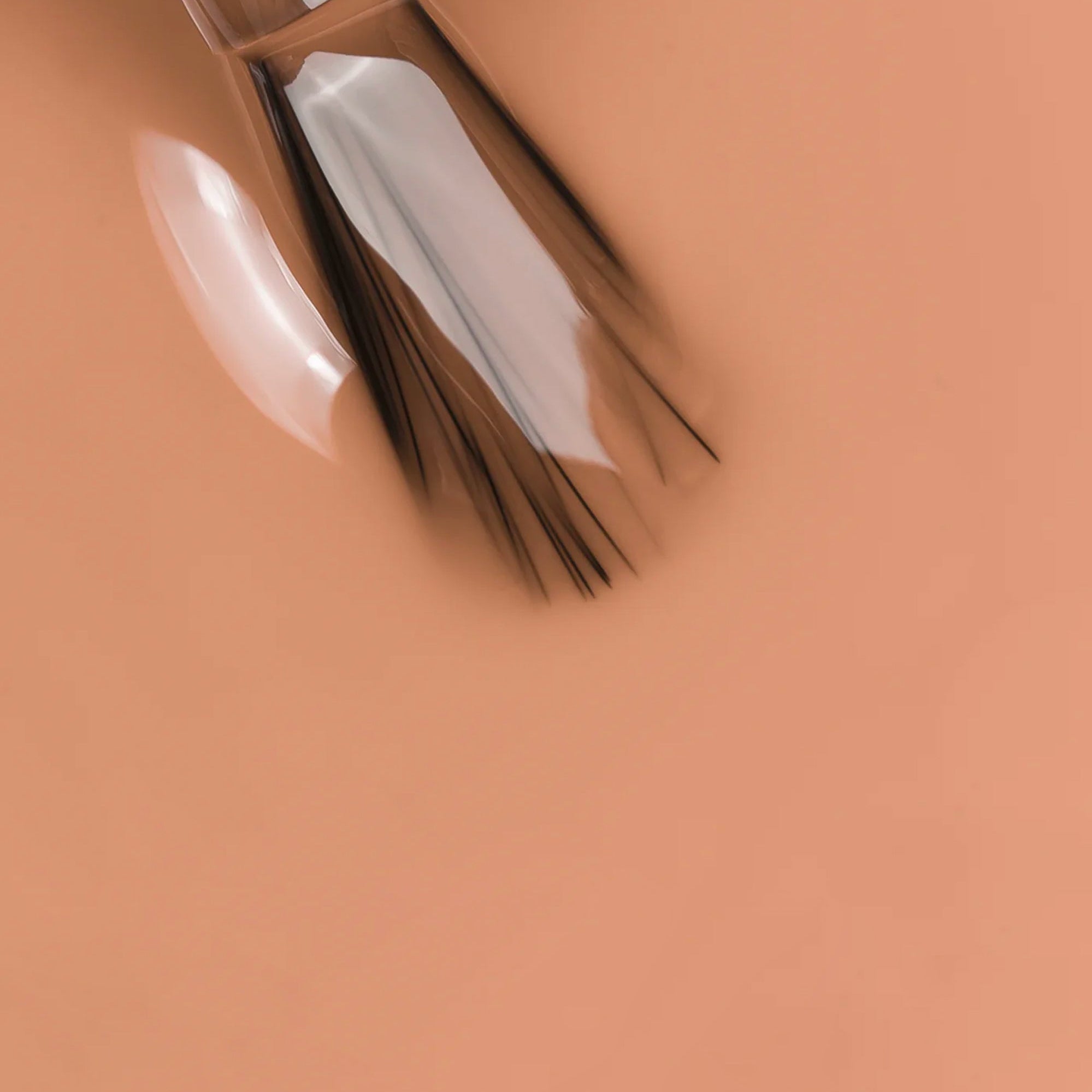 Mesauda Shine N'Wear 224 NUDE smalto applicato colore nude