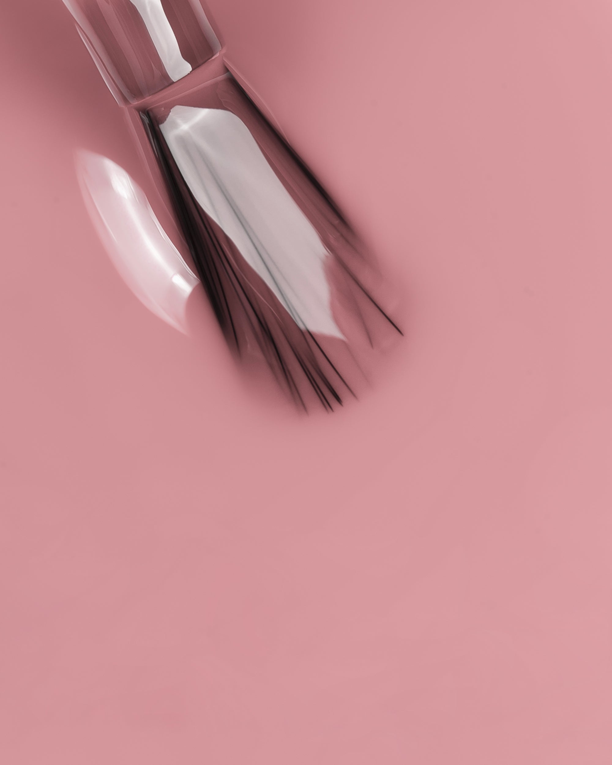 Mesauda Shine N'Wear 241 ATENA smalto applicato colore rosa