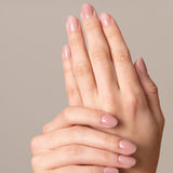 Mesauda Gelegant 212 GIRLFRIEND smalto semipermanente applicato su unghie mano colore rosa