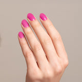 Mesauda Gelegant 404 UNFORGETTABLE smalto semipermanente applicato su unghie mano colore rosa intenso