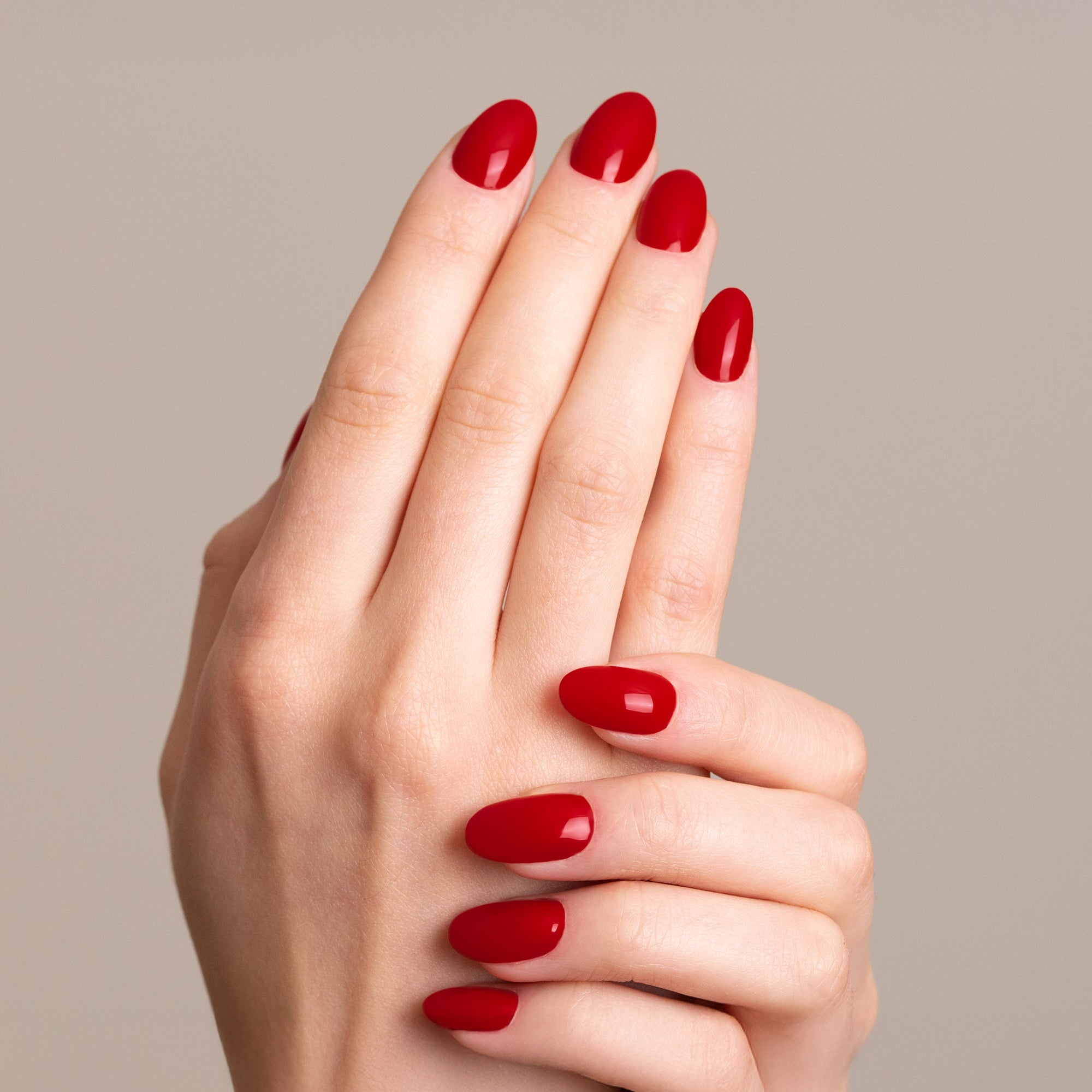 Mesauda Gelegant 514 SWEET FANTASY smalto semipermanente applicato su unghie mano colore rosso