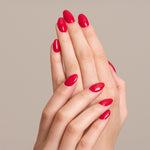 Mesauda Gelegant 515 PURE RED smalto semipermanente applicato su unghie mano colore rosso
